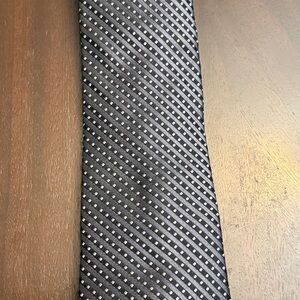 Michael Kors Black and Silver Patterned Tie